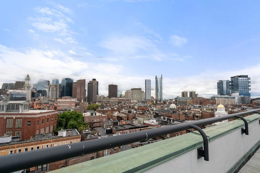 350 North Street, Unit 400 Boston, MA 02113 - Photo 21 of 24 a view of a city