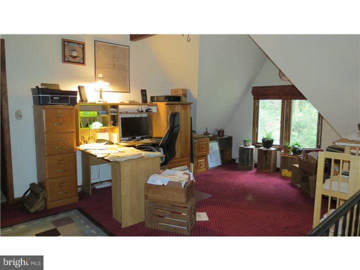 444 Noble Road Christiana, PA 17509 - Photo 12 of 25 Loft