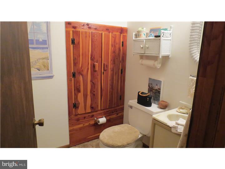 444 Noble Road Christiana, PA 17509 - Photo 15 of 25 Bathroom