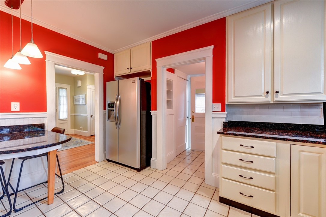 93 Lyndon Road Cranston, RI 02905 - Photo 21 of 47 Gallery Image 21
