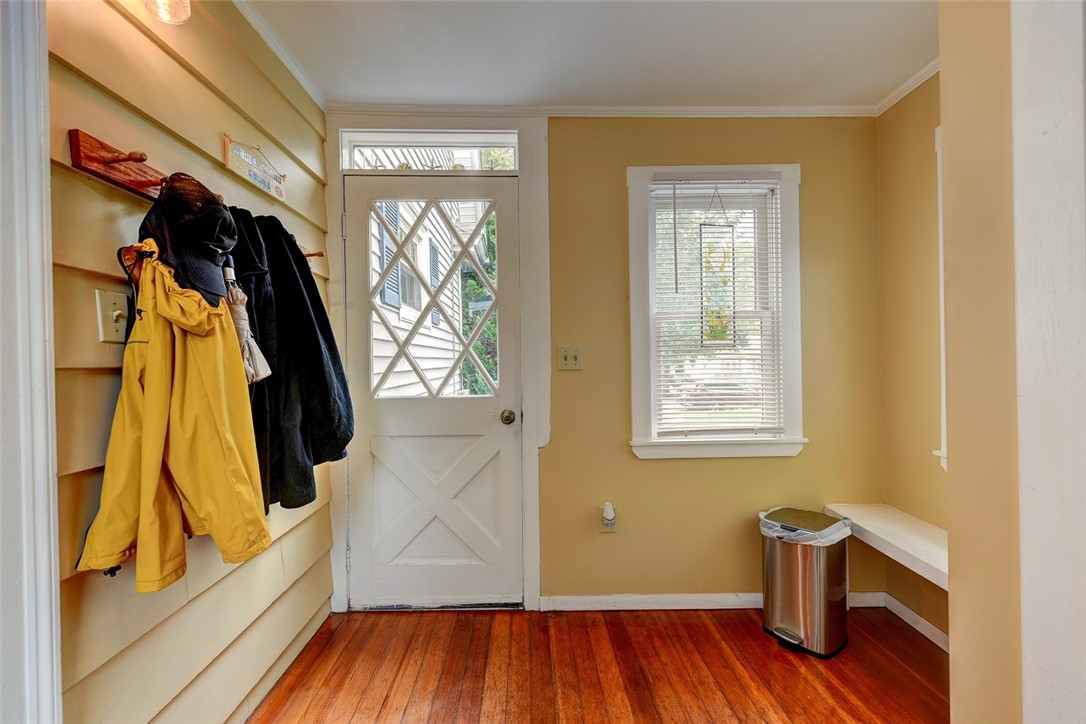 93 Lyndon Road Cranston, RI 02905 - Photo 26 of 47 Gallery Image 26