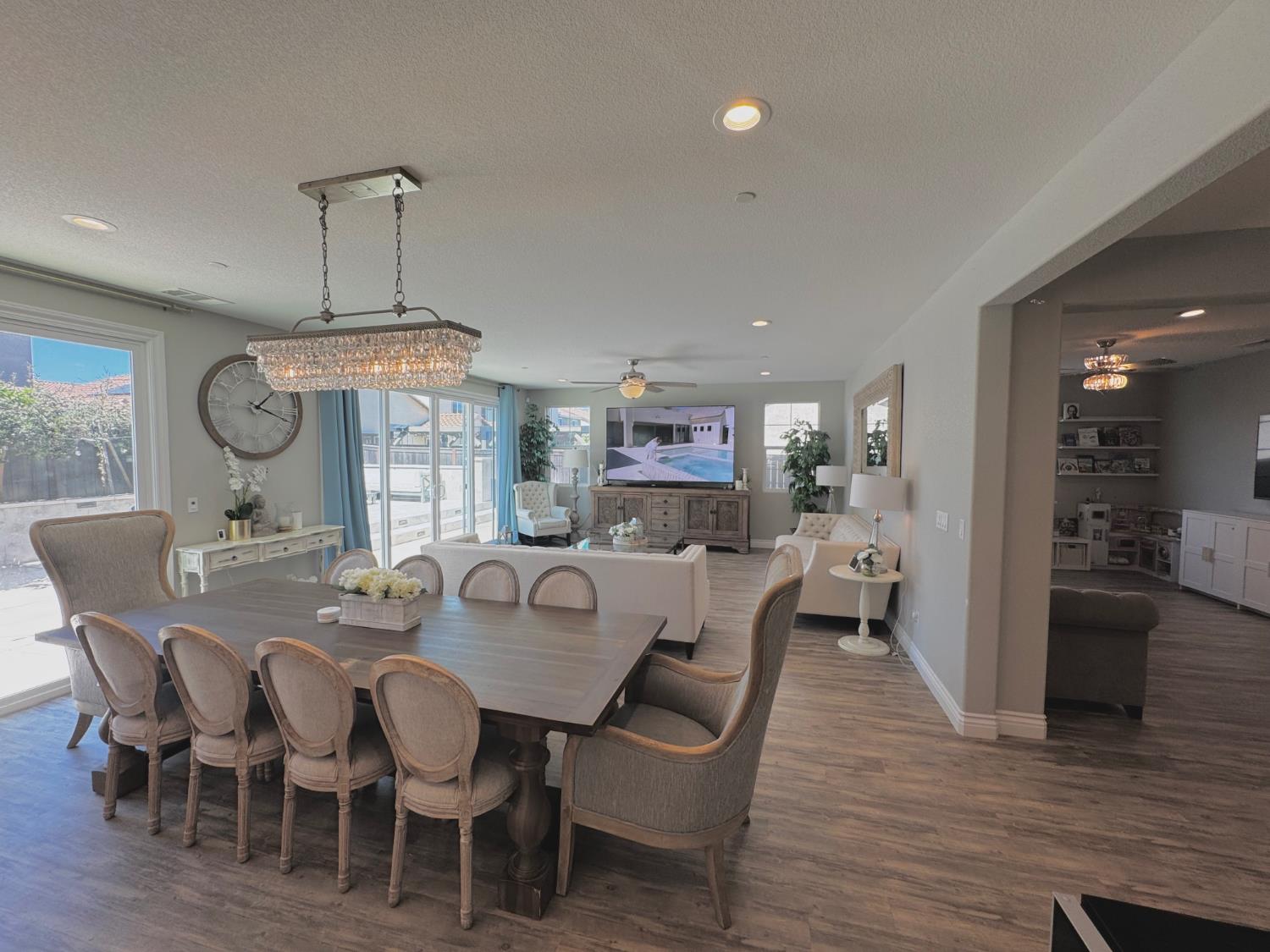 8026 Prairie Hawk Way Sacramento, CA 95829 - Photo 9 of 32