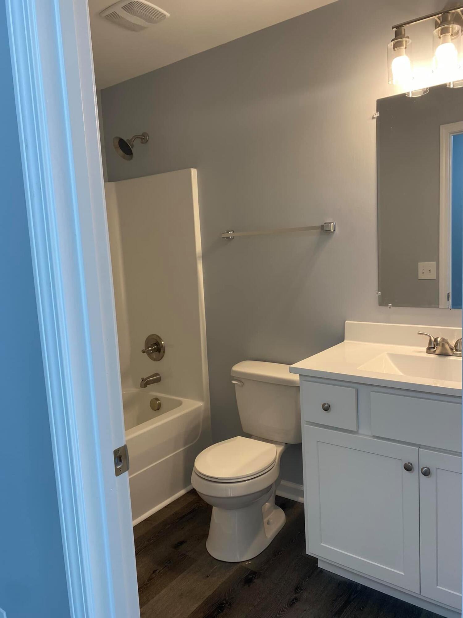 355 West Cedar Grove Road Irvine, KY 40336 - Photo 11 of 12 Shower tub combos!