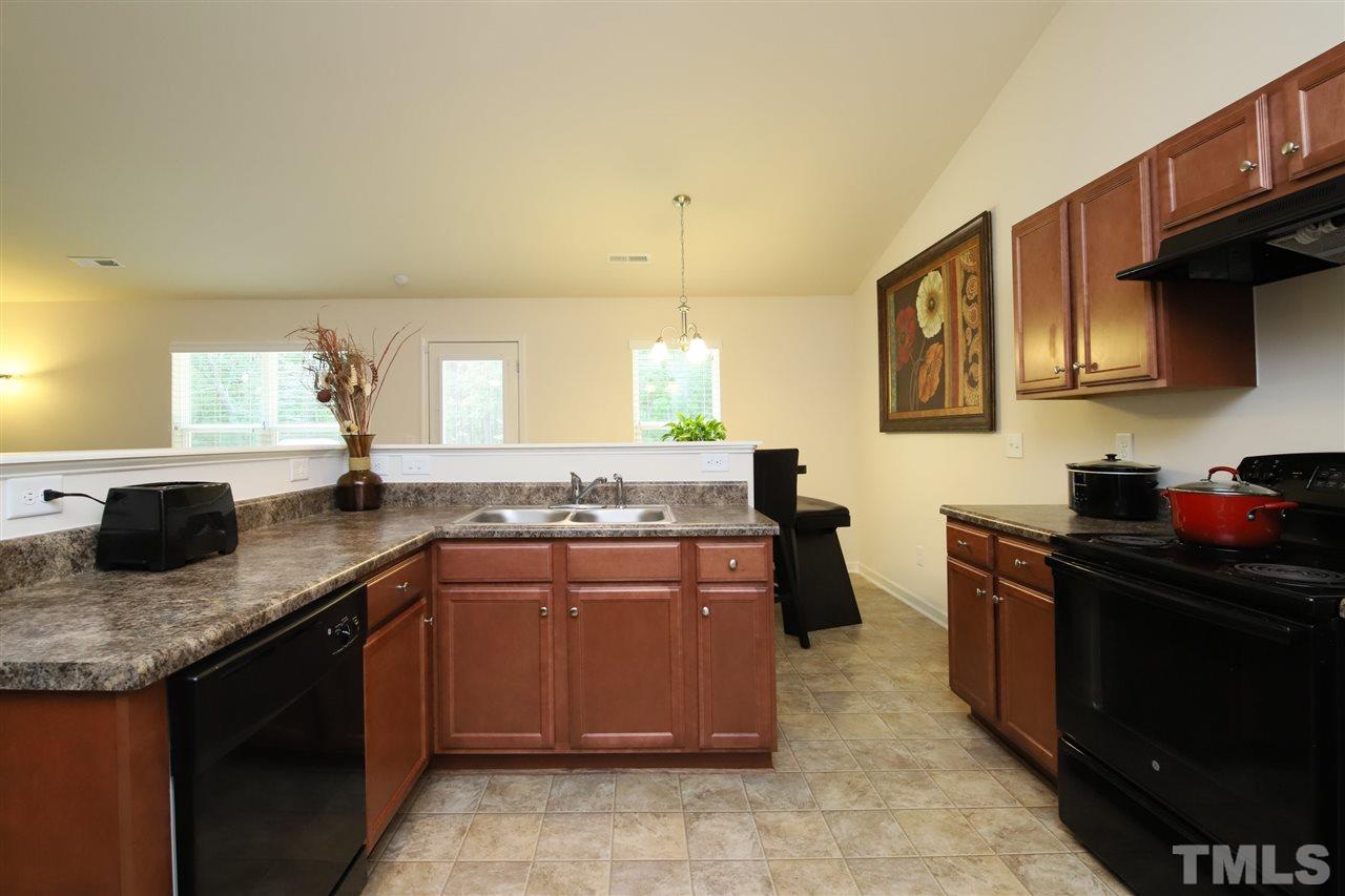 255 West Waycliff Road Henderson, NC 27537 - Photo 11 of 30 Gallery Image 11