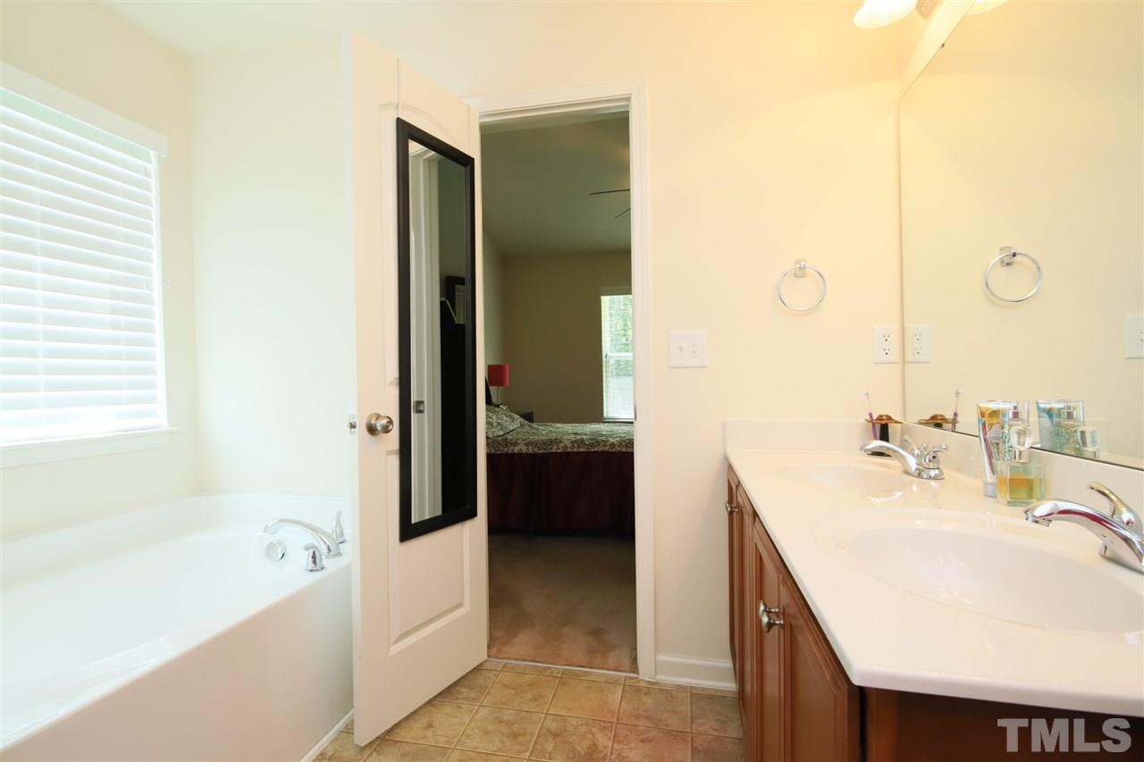 255 West Waycliff Road Henderson, NC 27537 - Photo 15 of 30 Gallery Image 15