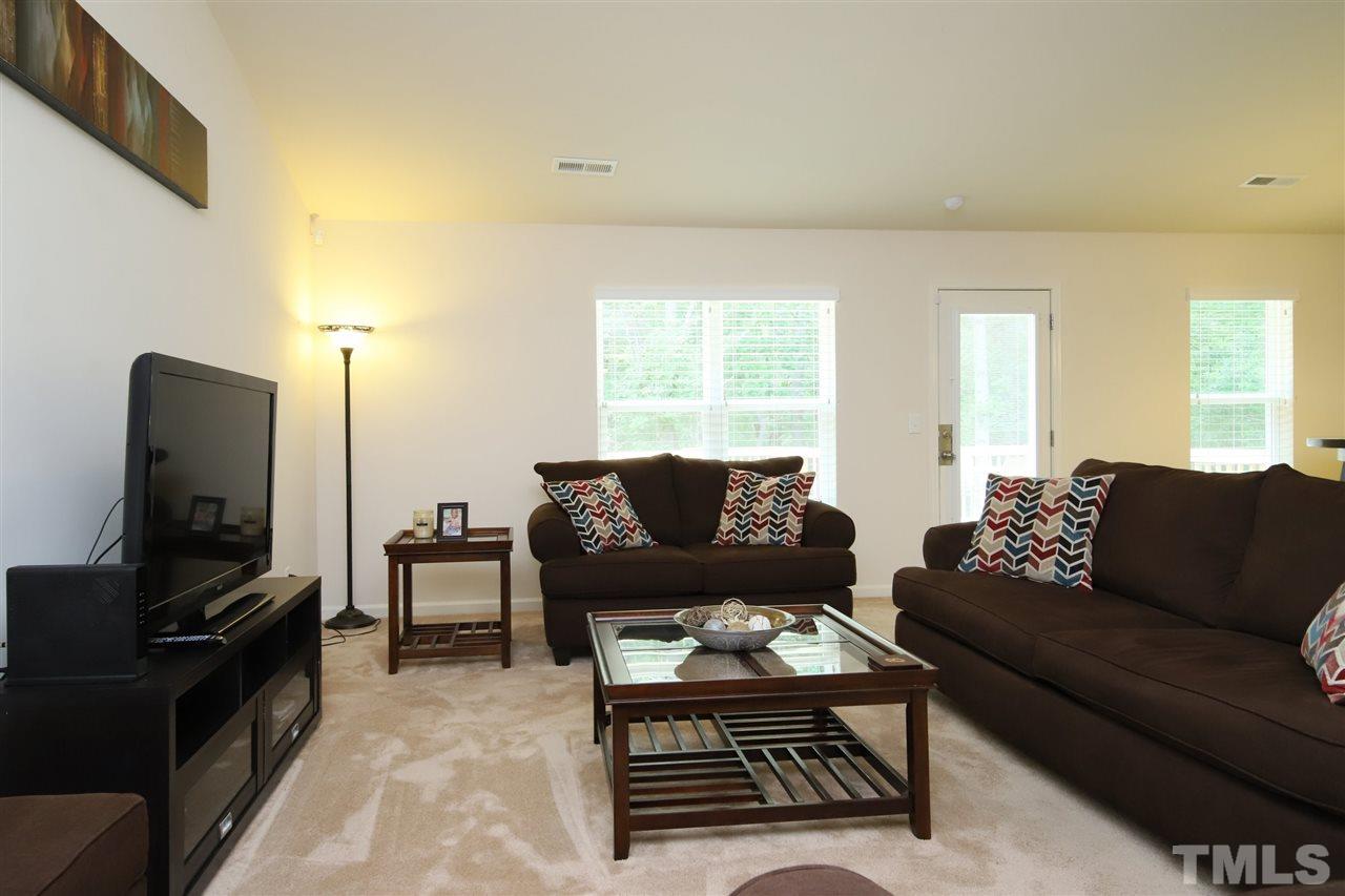 255 West Waycliff Road Henderson, NC 27537 - Photo 8 of 30 Gallery Image 8