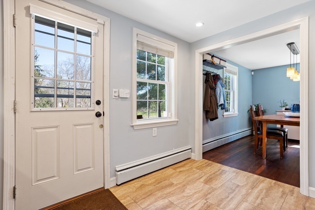 77 Orchard Road Billerica, MA 01821 - Photo 6 of 35 Gallery Image 6