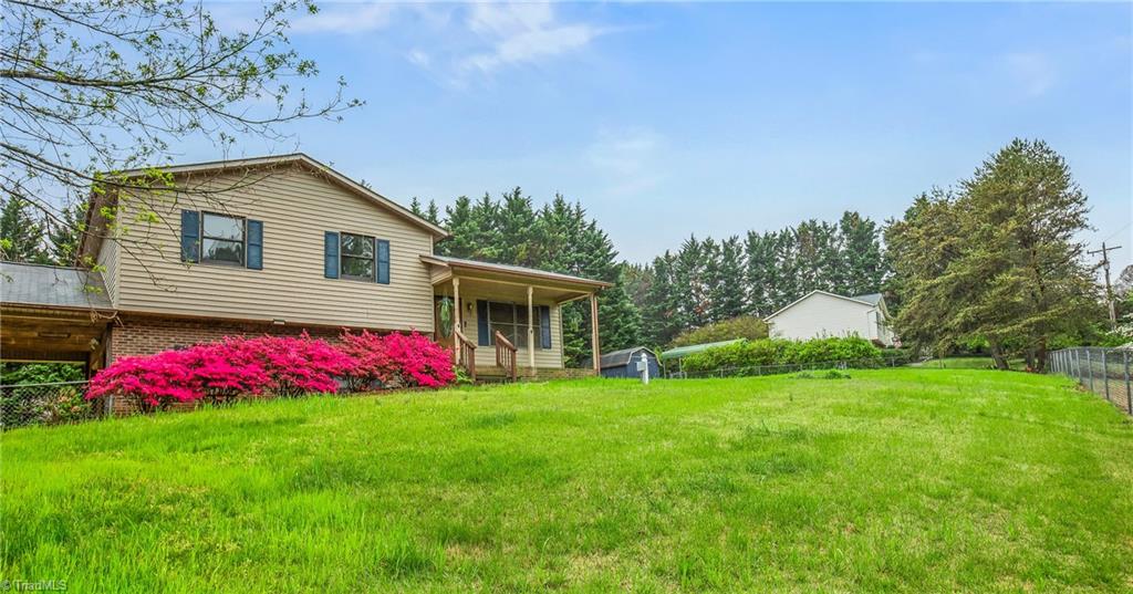 274 Moser Road King, NC 27021 - Photo 5 of 35