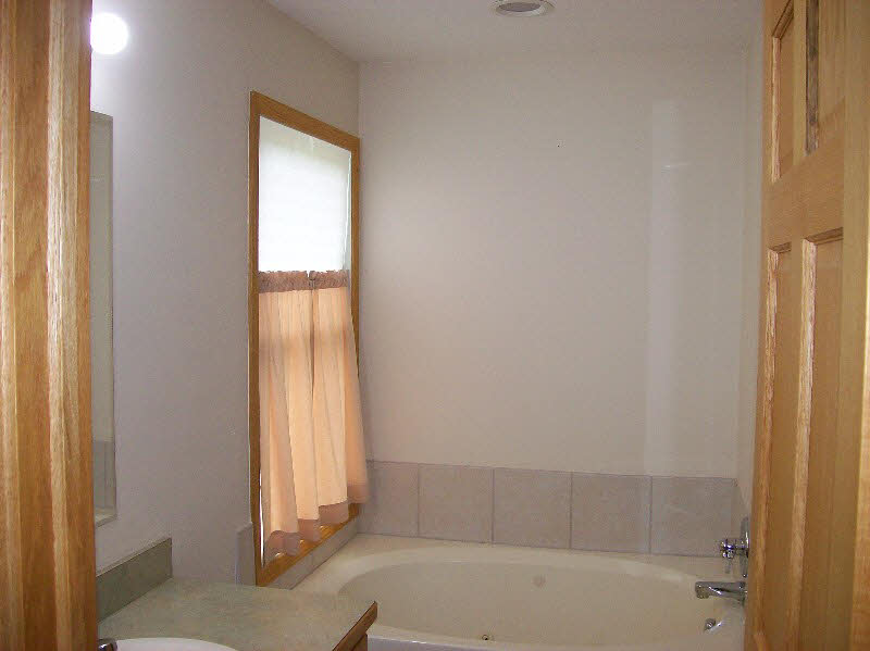2509 Amelith Road Bay City, MI 48706 - Photo 11 of 21