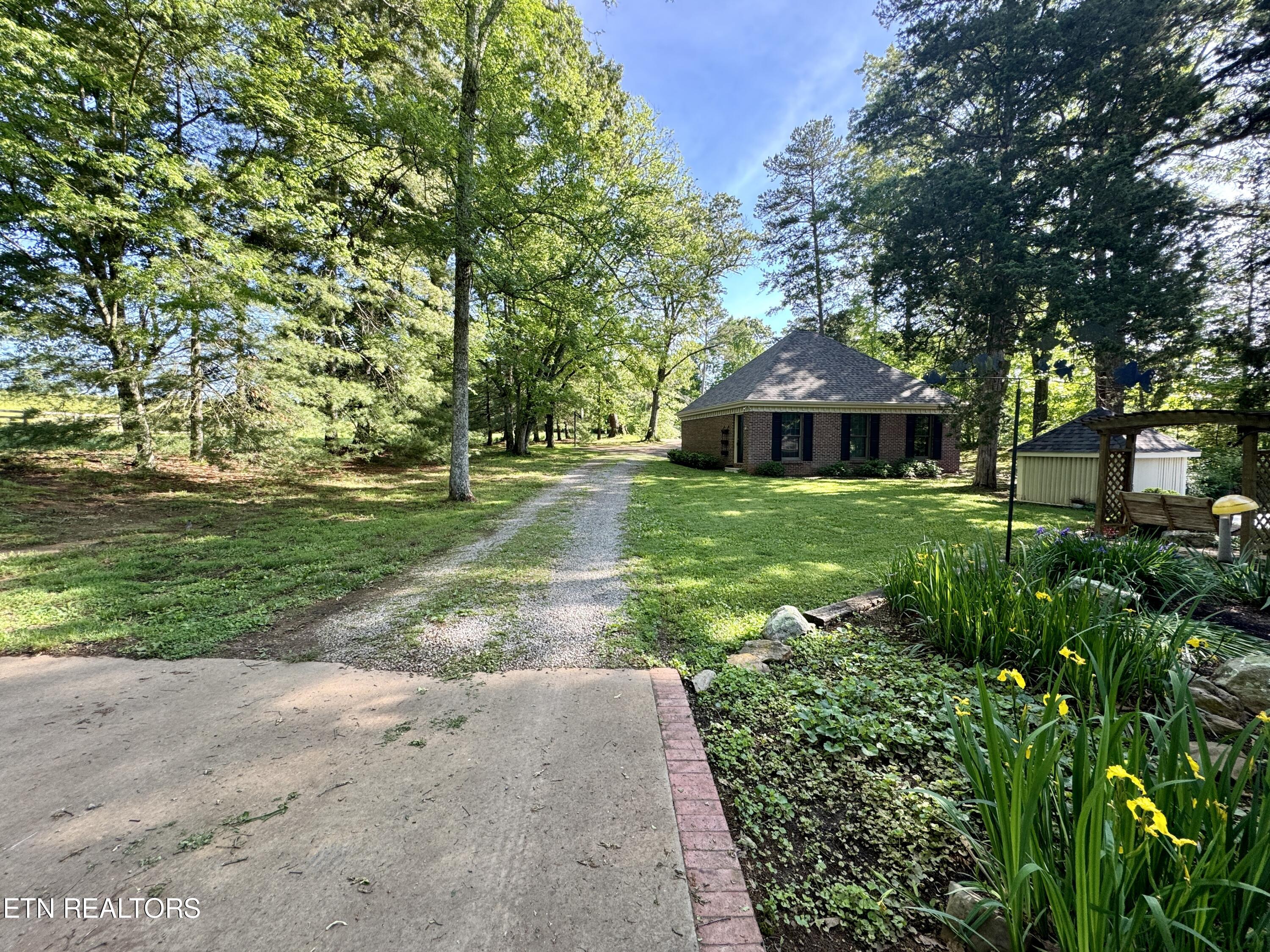 785 Grimes Road Loudon, TN 37774 - Photo 5 of 60 5