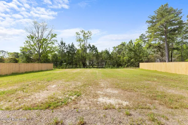 $2,100 | 306 East Theriault Court, Jacksonville, NC 28540