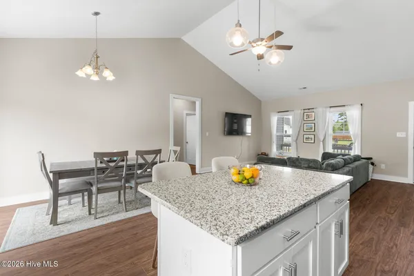 $2,100 | 306 East Theriault Court, Jacksonville, NC 28540