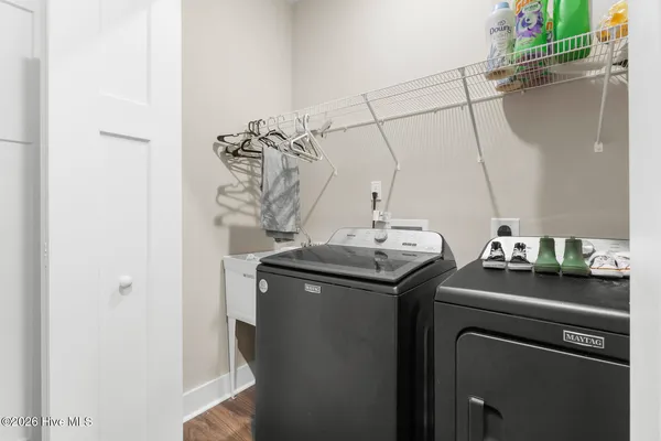 $2,100 | 306 East Theriault Court, Jacksonville, NC 28540