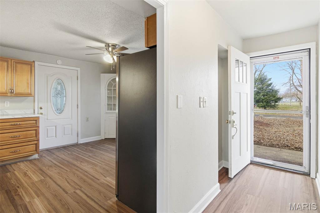 54 Lincoln Lane Highland, IL 62249 - Photo 2 of 25