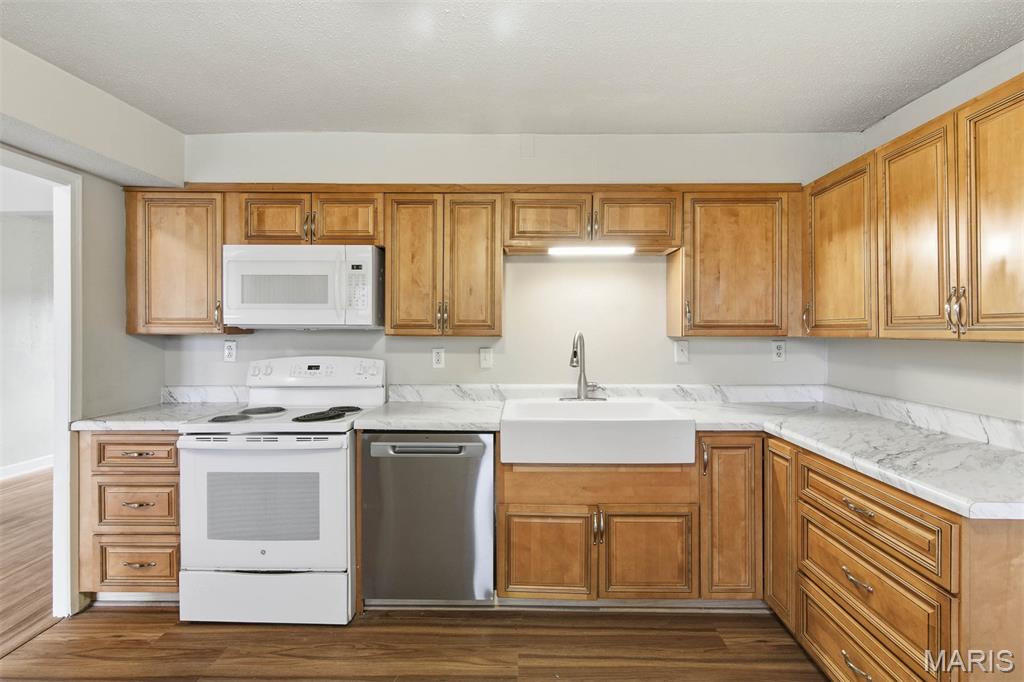 54 Lincoln Lane Highland, IL 62249 - Photo 4 of 25