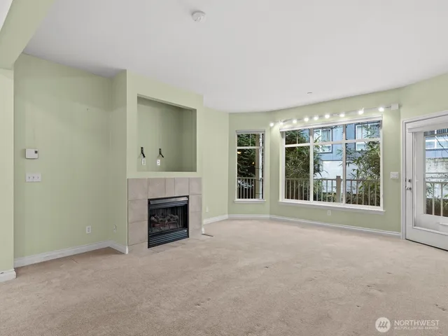 $419,000 | 20028 15th Avenue Northeast, Unit 105, Shoreline, WA 98155