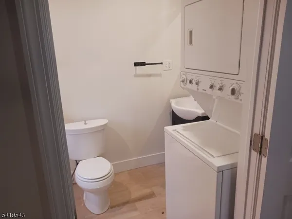 $2,000 | 83 North Willow Street, Unit 2C, Montclair, NJ 07042