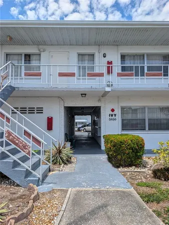 $1,300 | 5850 18th Street North, Unit 7, St. Petersburg, FL 33714