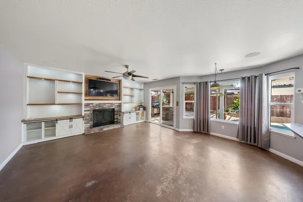 $585,000 | 1071 Winters Drive, Manteca, CA 95337