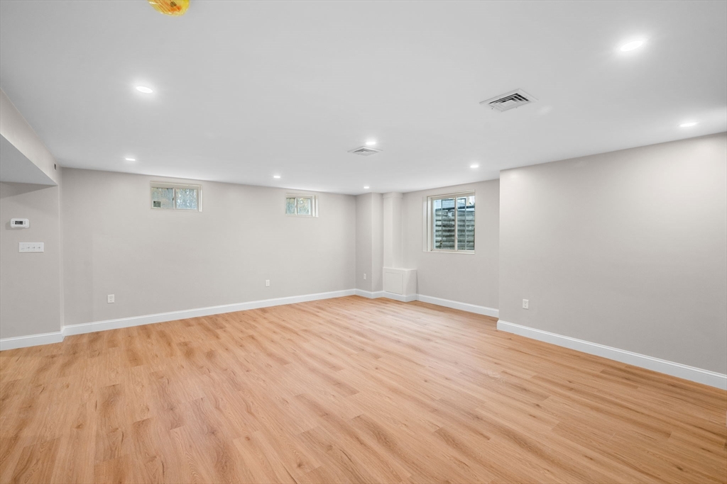 60 Ellsworth Road, Unit 2 Peabody, MA 01960 - Photo 26 of 32