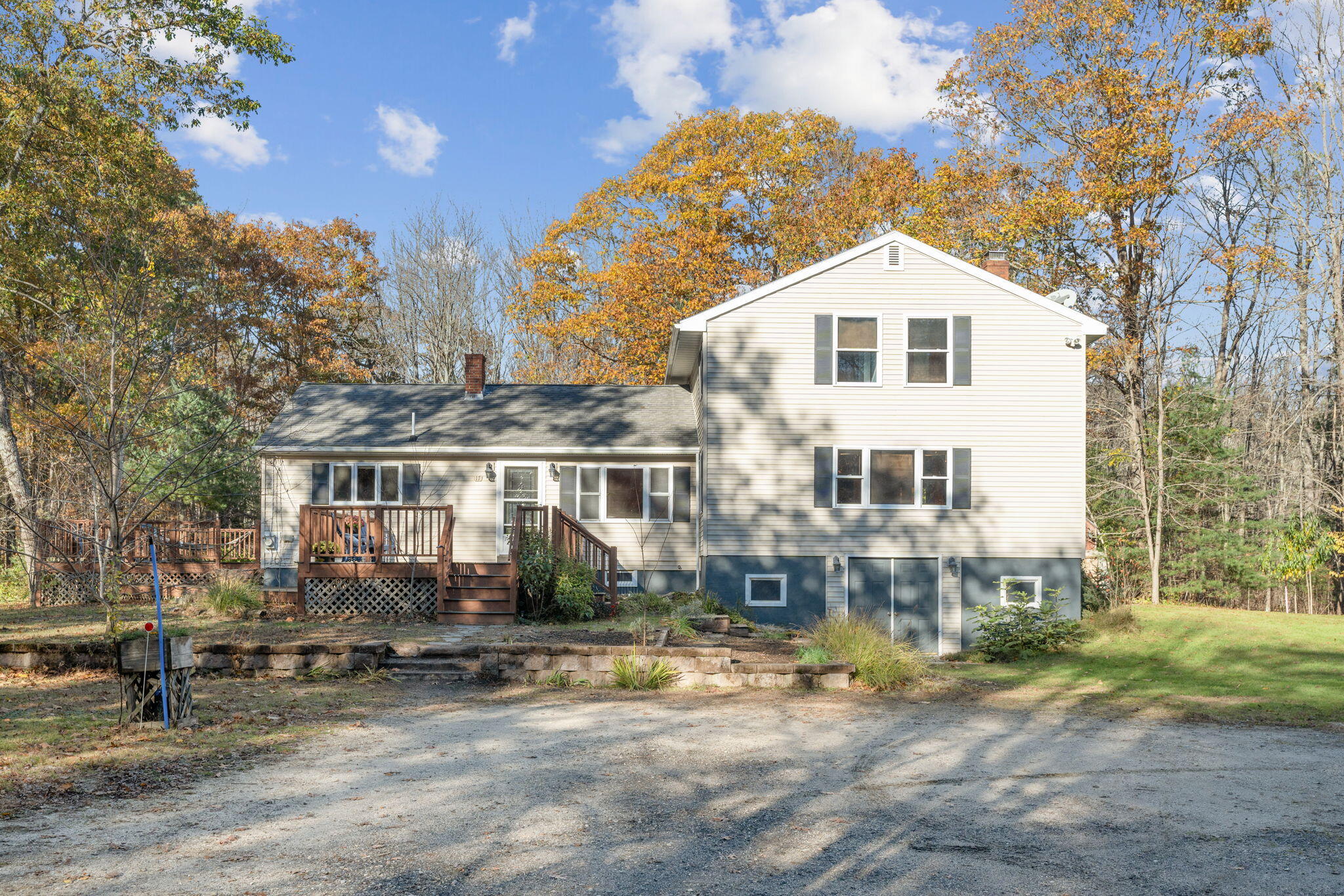 17 Middle Bay Road Brunswick, ME 04011 - Photo 2 of 49 18-web-or-mls-DSC08355 (2)