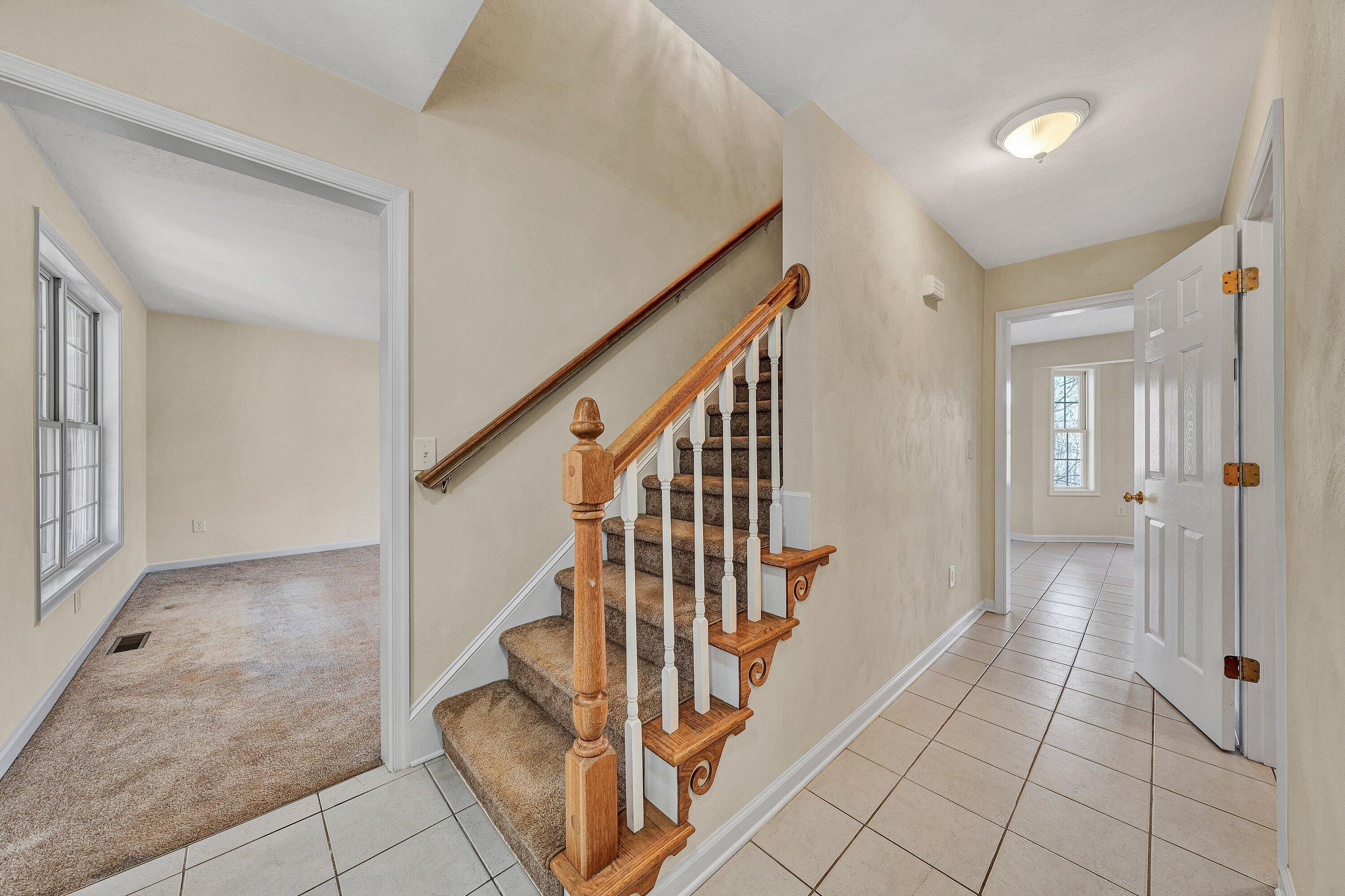 810 Gap Bridge Road Moneta, VA 24121 - Photo 6 of 50 810 GP Entry2