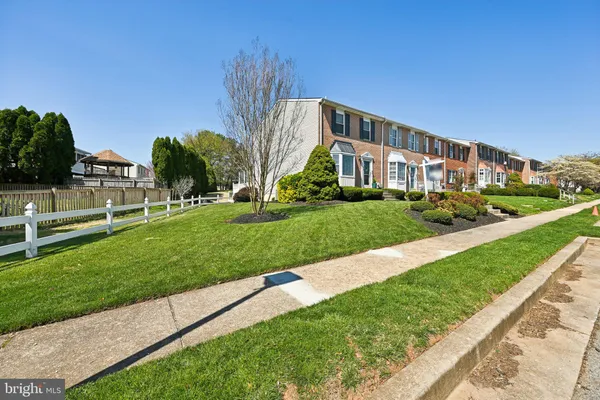 $350,000 | 46 Bellfalls Way, Baltimore, MD 21236