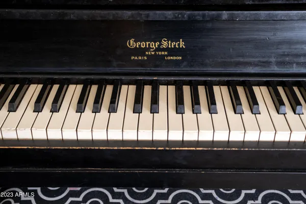 $5,500 | 7733 East Hubbell Street, Scottsdale, AZ 85257