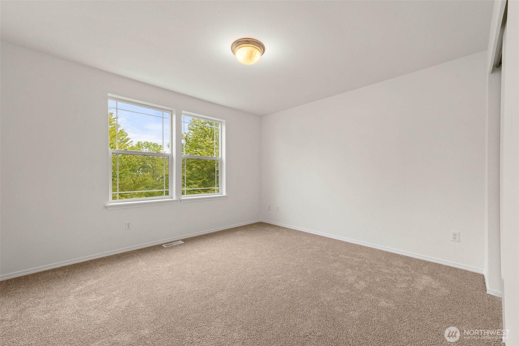 202 Hawk Avenue Southwest Orting, WA 98360 - Photo 26 of 33