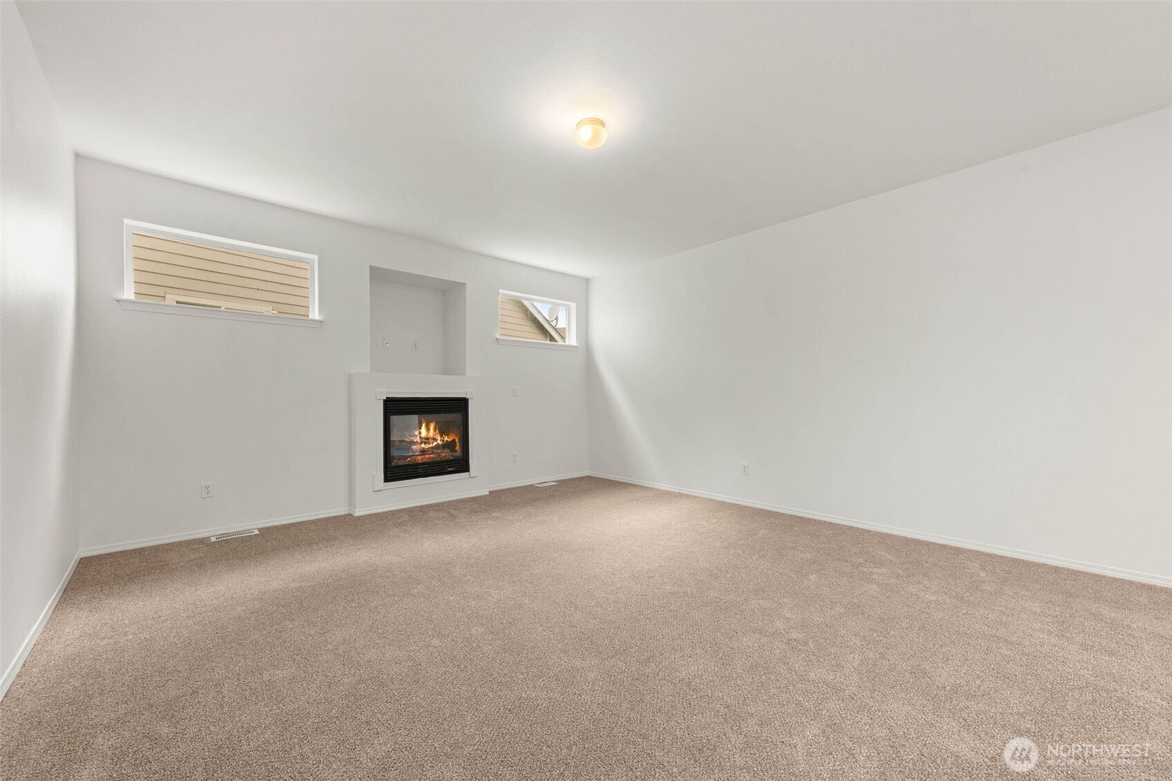 202 Hawk Avenue Southwest Orting, WA 98360 - Photo 4 of 33