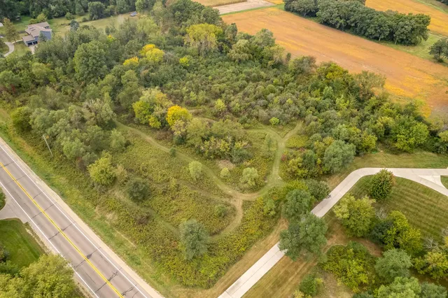 $534,900 | 10120 West State 81, Beloit, WI 53511