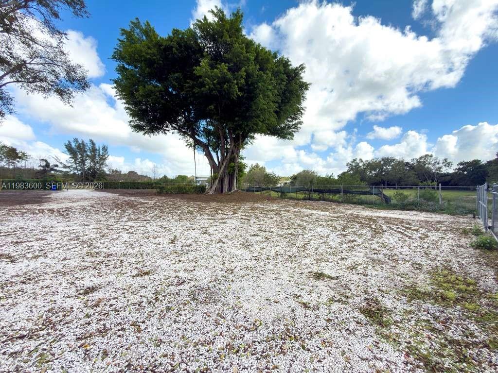 4501 Southwest 135th Avenue Southwest Ranches, FL 33330 - Photo 2 of 28