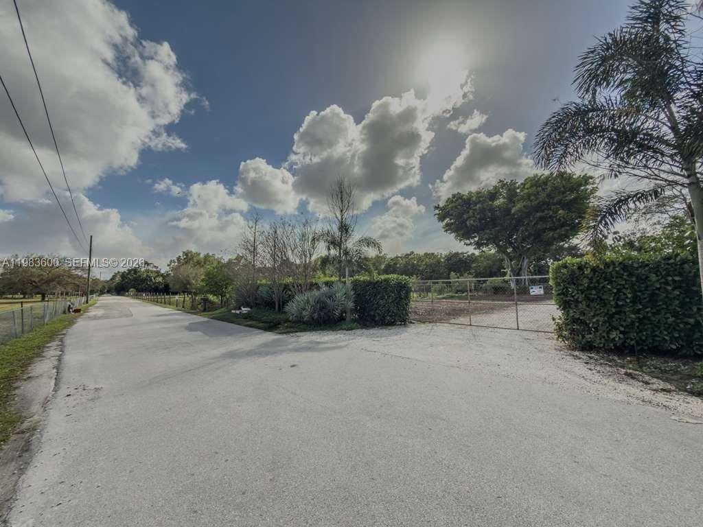 4501 Southwest 135th Avenue Southwest Ranches, FL 33330 - Photo 24 of 28