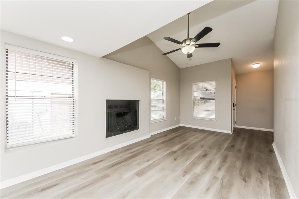 3235 Timberline Road Winter Haven, FL 33880 - Photo 3 of 17