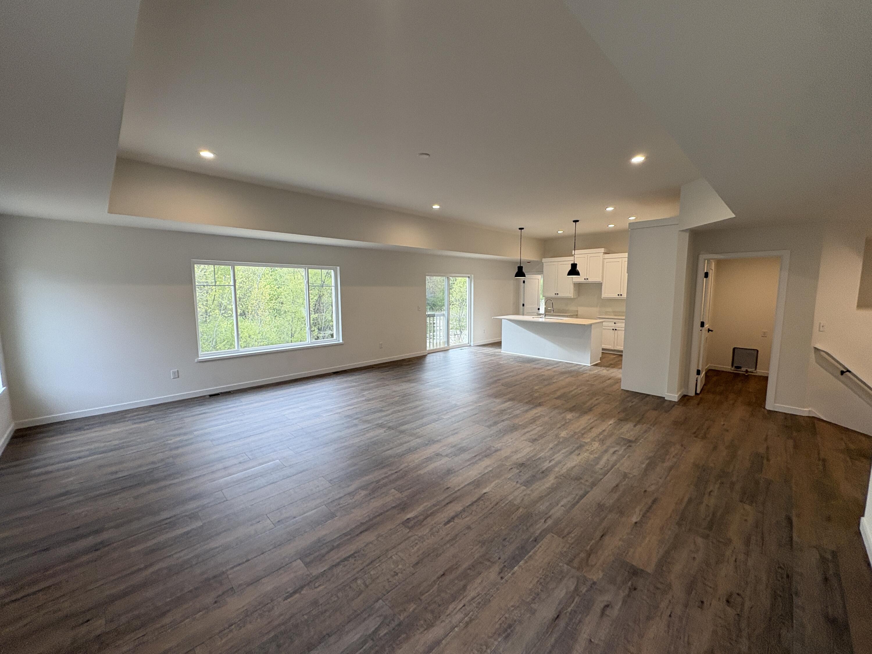267 Cardinal Drive Sullivan, WI 53178 - Photo 10 of 37 Great Room 3