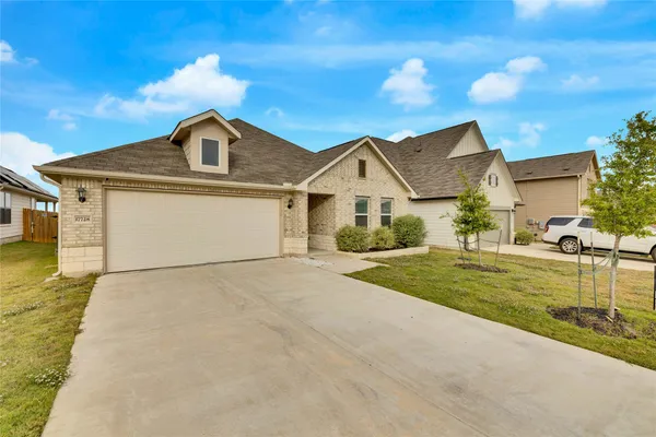 $2,150 | 17728 Zinfandel Drive, Pflugerville, TX 78660