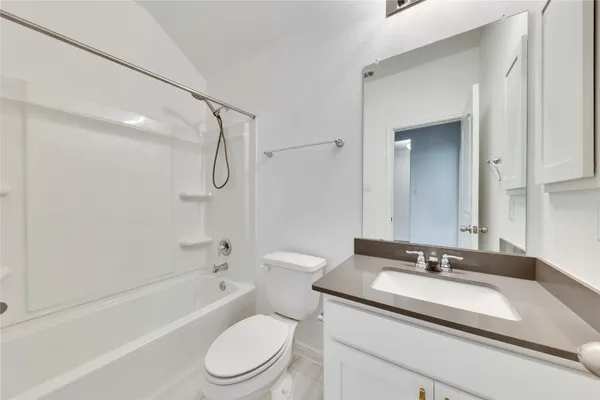 $2,150 | 17728 Zinfandel Drive, Pflugerville, TX 78660