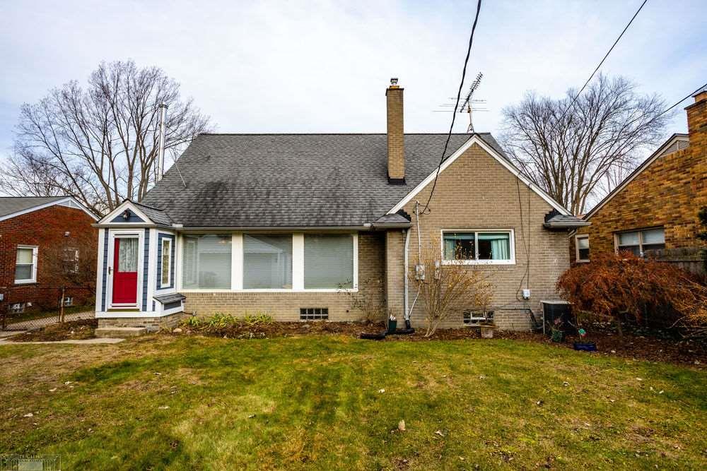 221 Ridgemont Road Grosse Pointe Farms, MI 48236 - Photo 34 of 41