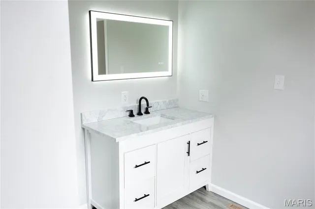 $279,900 | 24401 Trolley Lane, St. Robert, MO 65584