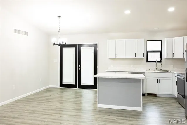 $279,900 | 24401 Trolley Lane, St. Robert, MO 65584