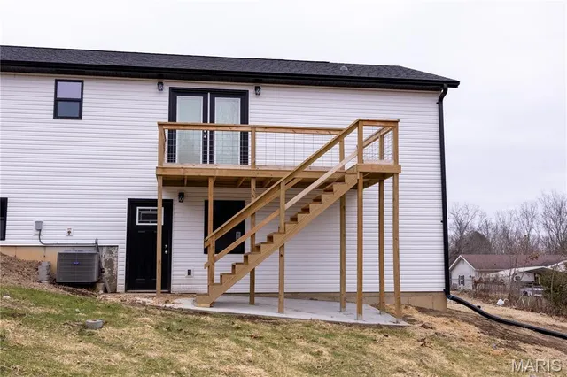 $279,900 | 24401 Trolley Lane, St. Robert, MO 65584