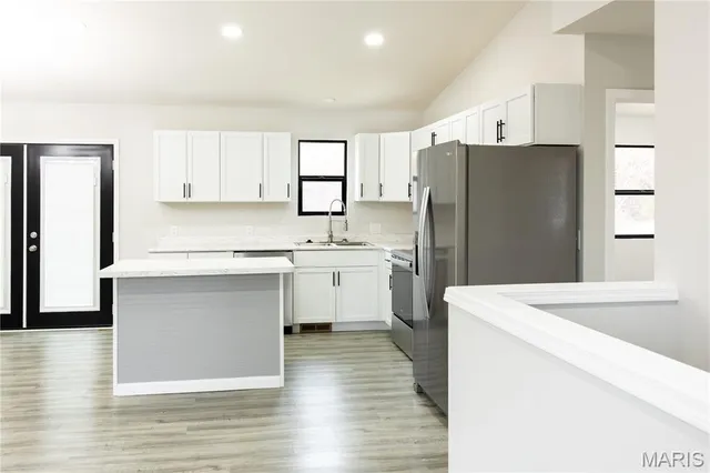 $279,900 | 24401 Trolley Lane, St. Robert, MO 65584