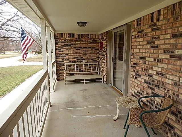 122 Leaning Tree Road Greenwood, IN 46142 - Photo 2 of 21 Gallery Image 2