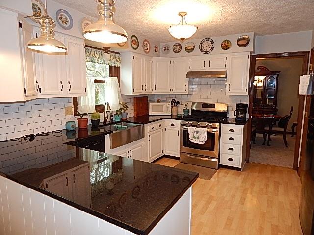 122 Leaning Tree Road Greenwood, IN 46142 - Photo 9 of 21 Gallery Image 9