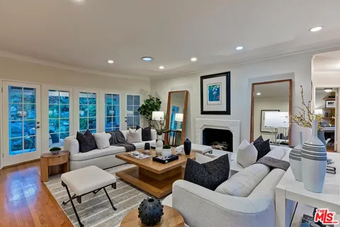 $2,849,000 | 1609 Comstock Avenue, Los Angeles, CA 90024