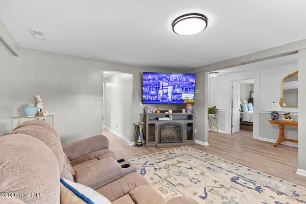 $209,900 | 1687 Haw Branch Road, Beulaville, NC 28518