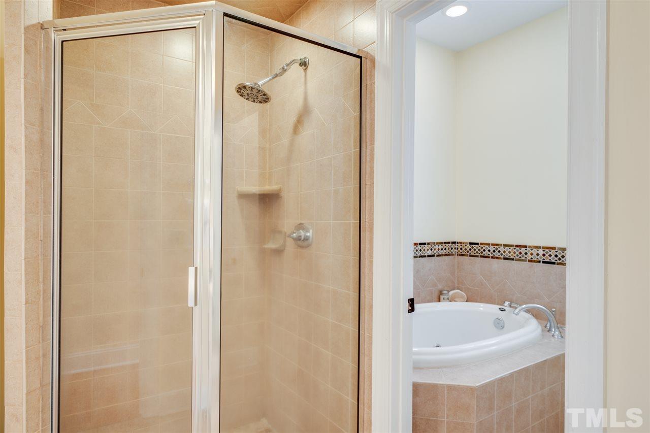 7228 Ridgeline Drive Raleigh, NC 27613 - Photo 22 of 30