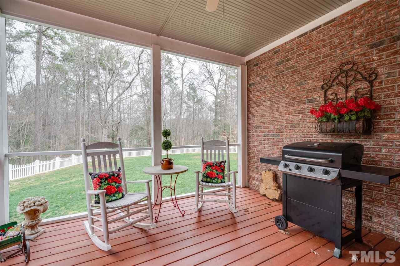 7228 Ridgeline Drive Raleigh, NC 27613 - Photo 4 of 30