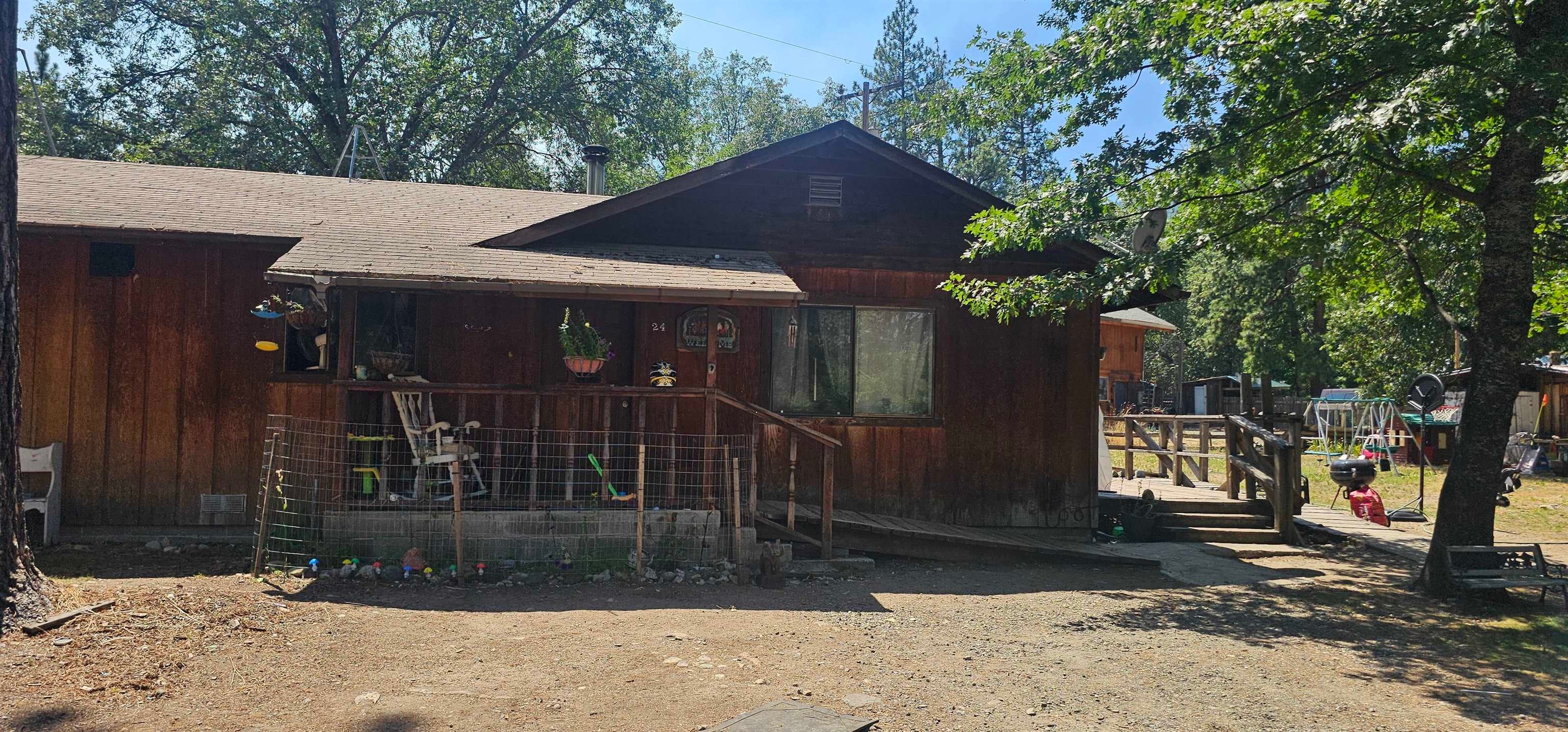 24 Esther Warren Road Etna, CA 96027 - Photo 2 of 5 Gallery Image 2