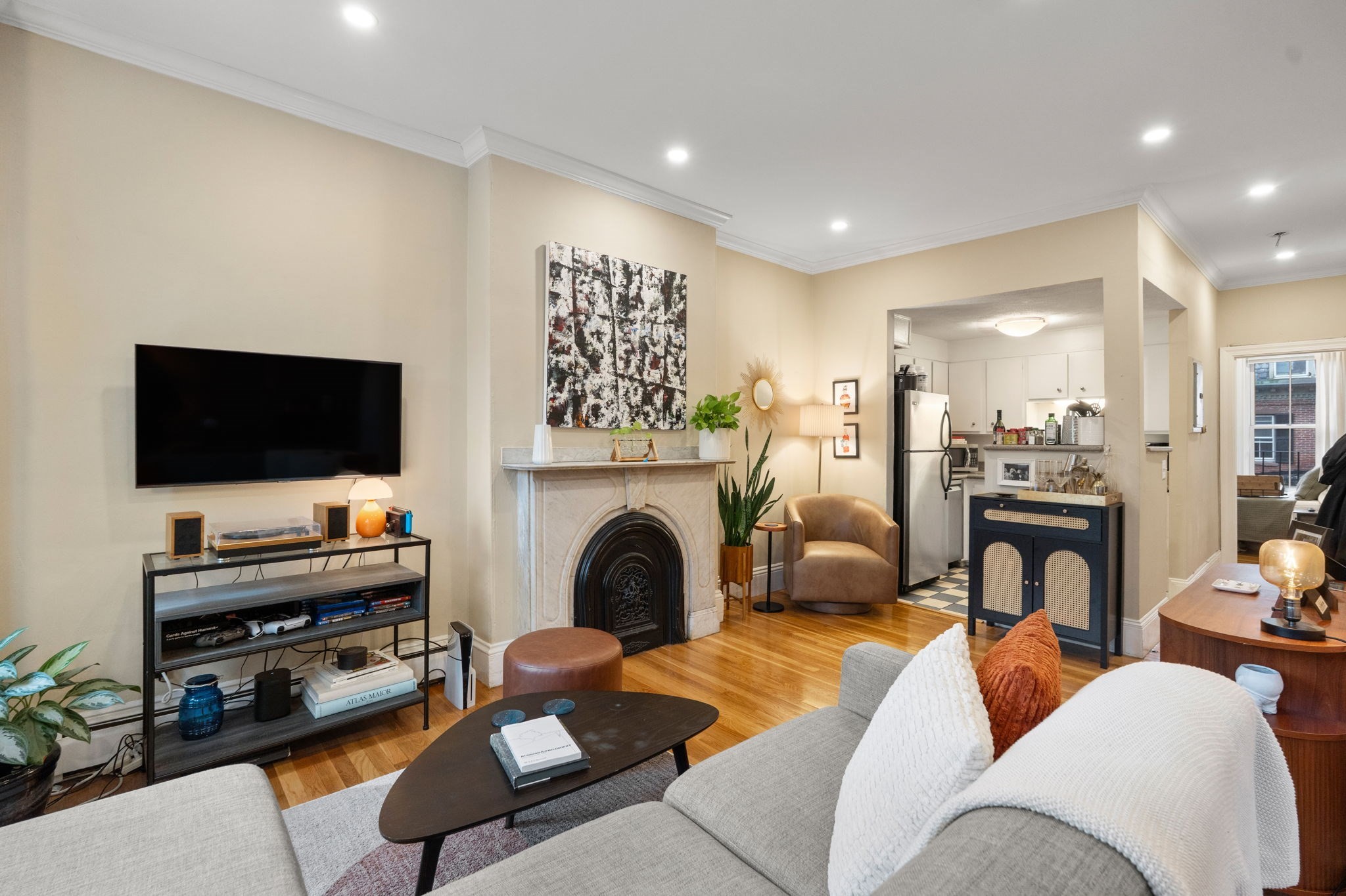 82 Appleton Street, Unit 2 Boston, MA 02116 - Photo 9 of 14 Gallery Image 9